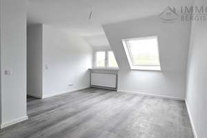 MODERNE 2-ZIMMER-DACHGESCHOSSWOHNUNG MIT SCHÖNEM AUSBLICK ÜBER REMSCHEID – 42859 Zentralpunkt, Remscheid – Vorschaubild 3