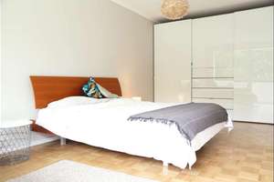 Möblierte 2-Zimmer-Wohnung mit Balkon in Bogenhausen – Titurelstraße 2, 81925 Herzogpark, München – Vorschaubild 10