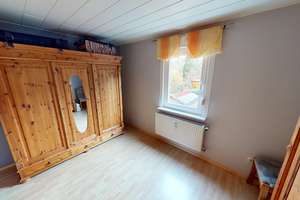 VR IMMO: Lichtdurchflutete 5- Zimmer- Maisonette mit historischem Charme in Gosenbach. – Die vollständige Adresse der Immobilie erhältst du vom Anbieter., 57080 Gosenbach, Siegen – Vorschaubild 12