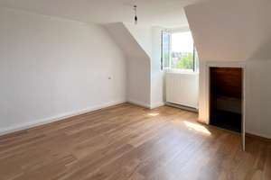 Charmante 3-Zimmer-Dachgeschosswohnung mit Weitblick in ruhiger Lage – Die vollständige Adresse der Immobilie erhältst du vom Anbieter., 70374 Espan, Stuttgart – Vorschaubild 7