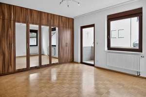 Gepflegtes 3-Familienhaus in begehrter Wohnlage mit vielseitigen Nutzungsmöglichkeiten – Stockheimer Straße 2, 70435 Zuffenhausen-Mitte, Stuttgart – Vorschaubild 16