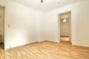 gestalten Sie Ihr Leben neu - Doppelhaushälfte auf sonnigem 831 qm großen Grundstück – Die vollständige Adresse der Immobilie erhältst du vom Anbieter., 13465 Hermsdorf, Berlin – Vorschaubild 3