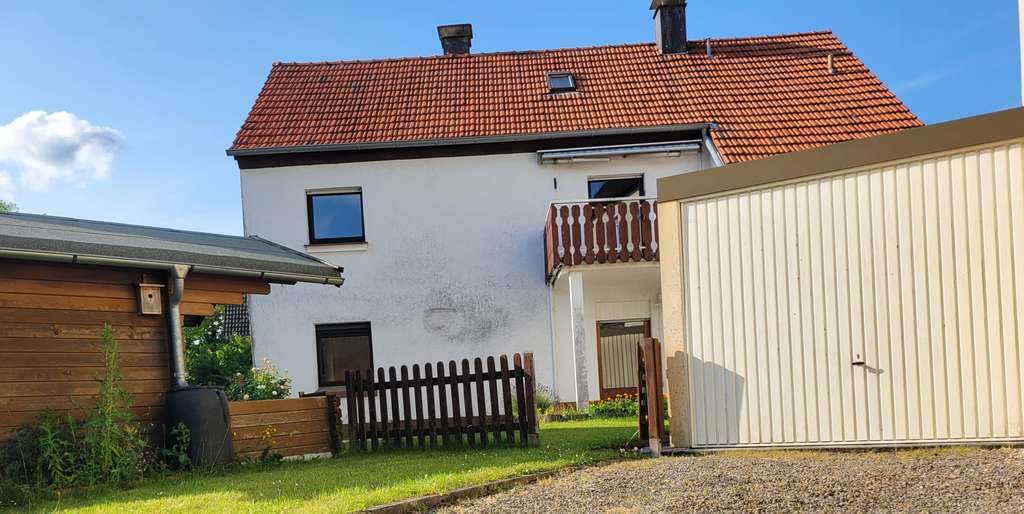 Immobilie in Hemer - Geräumiges 7-Zimmer-Haus mit Garage in Hemer-Deilinghofen! - Bild 1