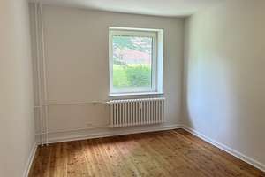 Erdgeschosswohnung mit schickem Dielenboden!