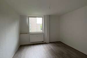 Hier fühlen Sie sich wohl: praktische 4-Zimmer-Wohnung – Farrenbroich 19, 45327 Katernberg, Essen – Vorschaubild 4