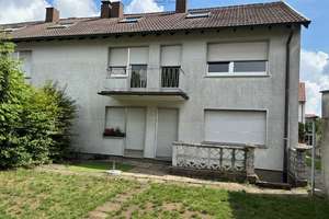 3-FH mit Garten und Garage in guter Lage von Sulzbach, teilvermietet – Röchlingstraße 4, 66280 Sulzbach/Saar – Vorschaubild 1