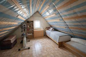 Attraktives 3-Familienhaus mit Ausbaupotenzial in zentraler Lage – Die vollständige Adresse der Immobilie erhältst du vom Anbieter., 89522 Heidenheim an der Brenz – Vorschaubild 4