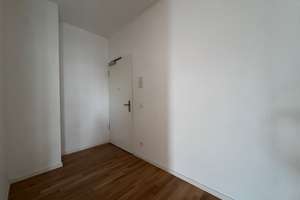 *Wohnen am Wasser - wunderschöne 2-Zimmerwohnung mit Blick auf den Spreekanal* – Hedwig-Porschütz-Str. 14, 10557 Moabit, Berlin – Vorschaubild 9