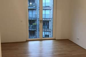 Maritimes Flair,  stilvolle 3- Zimmer Wohnung , Blick auf den Rhein und den Mainzer Zollhafen – Taunusstrasse 73, 55118 Neustadt, Mainz – Vorschaubild 8