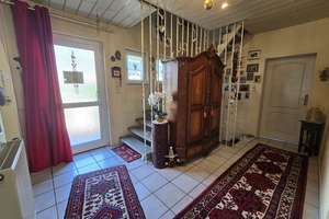 Willkommen in Ihrem neuen Zuhause - 1-FH mit Pool + Gewerbefläche  + Halle – Die vollständige Adresse der Immobilie erhältst du vom Anbieter., 64569 Nauheim – Vorschaubild 3