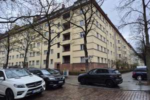 Mainzer / Weimarer - 3 Zi mit Balkon -  als Kapitalanlage / Option Kauf Garage