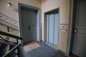 Altbauwohnung (vermietet) mit BALKON in Nähe des Waldparkes – Die vollständige Adresse der Immobilie erhältst du vom Anbieter., 1309 Striesen-Ost, Dresden – Vorschaubild 2