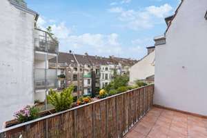 Altbauperle im Trendviertel - Stilvolle Maisonettewohnung mit 2 Südbalkonen in ruhiger Seitenstraße – Die vollständige Adresse der Immobilie erhältst du vom Anbieter., 40233 Flingern Nord, Düsseldorf – Vorschaubild 8