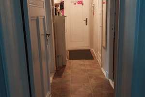 Altbau - Helle 2 Zimmerwohnung im Vorderhaus mit Balkon – Die vollständige Adresse der Immobilie erhältst du vom Anbieter., 12043 Neukölln (Ortsteil), Berlin – Vorschaubild 3