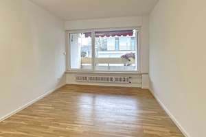 Top renovierte 3-Zimmer-Wohnung mit Süd-West-Loggia direkt am Perlacher Forst! – Bozzarisstr. 43, 81545 Harlaching, München – Vorschaubild 10