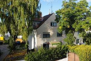 Investitionschance: Mehrfamilienhaus in Landshuter Bahnhofsnähe mit Sanierungspotenzial! – Die vollständige Adresse der Immobilie erhältst du vom Anbieter., 84030 Industriegebiet, Landshut – Vorschaubild 2
