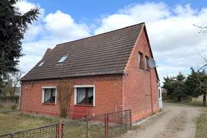 Einfamilienhaus mit Nebengelass in Hoppenrade – Die vollständige Adresse der Immobilie erhältst du vom Anbieter., 18292 Hoppenrade – Vorschaubild 1