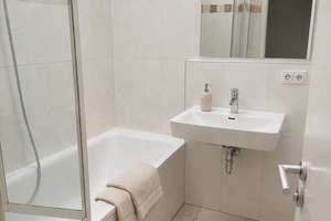  Über den Dächern Haidhausens: Modernes Dachgeschossloft in saniertem Altbau – 81667 Haidhausen Süd, München – Vorschaubild 7