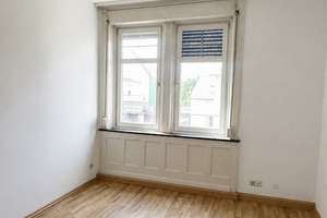 Stilvolle 4-Zimmer-Altbauwohnung in Stuttgart-Ost – frisch renoviert mit neuer Einbauküche – Hornbergstraße 51, 70188 Gaisburg, Stuttgart – Vorschaubild 7
