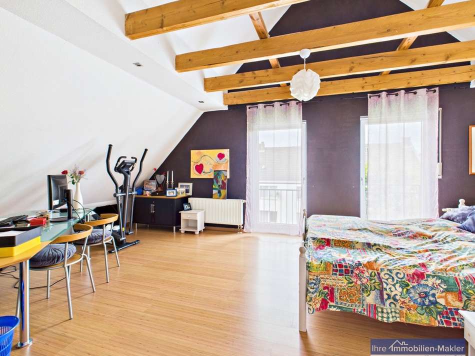 Schlafzimmer 4 DG
