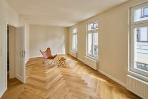 von PRIVAT: Stilvolles Stadthaus im Stadtzentrum von Kaiserswerth zu vermieten. – An Sankt Swidbert 7, 40489 Kaiserswerth, Düsseldorf – Vorschaubild 6