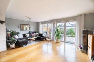 Familienglück mit Garten, Kamin & zwei Balkonen – Ihr neues Zuhause in ruhiger Lage – Die vollständige Adresse der Immobilie erhältst du vom Anbieter., 65520 Bad Camberg – Vorschaubild 4