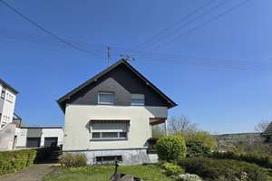 Ruhiggelegenes, Freistehendes Einfamilienhaus in Nalbach / Piesbach – Die vollständige Adresse der Immobilie erhältst du vom Anbieter., 66809 Nalbach – Vorschaubild 3