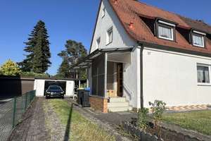 Familienfreundliche Doppelhaushälfte mit weitläufigem Garten und viel Potenzial – Die vollständige Adresse der Immobilie erhältst du vom Anbieter., 90469 Gartenstadt, Nürnberg – Vorschaubild 2
