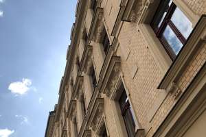 Höll-Immobilien vermietet sehr schöne 1,5-Raum WE im Paulusviertel zum 15.08.26. – Goethestraße 33, 6114 Paulusviertel, Halle (Saale) – Vorschaubild 2