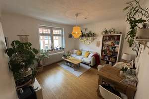 Stuttgart-Süd: Helle 3-Zimmer-Wohnung mit Balkon