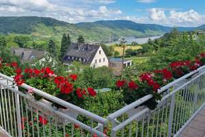 ** Traumhaft wohnen mit unverbaubarem Rheinblick – Einfamilienhaus mit Charme in Bacharach-Neurath** – Die vollständige Adresse der Immobilie erhältst du vom Anbieter., 55422 Bacharach – Vorschaubild 13