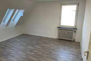 Mitten in Altenbochum – freundliche 3 Zimmer DG-Wohnung in ruhiger Lage mit eigenem Park – Theoderichstraße 10, 44803 Altenbochum, Bochum – Vorschaubild 14