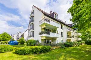 Großzügige Dachgeschoss-Maisonette-Galerie-Wohnung mit 4 Zimmer / 2 Balkone / renovierungsbedürftig – Robert-Stolz-Str. 13, 40470 Mörsenbroich, Düsseldorf – Vorschaubild 31
