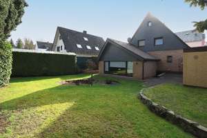 JA, zum soliden Einfamilienhaus mit Garage und gepflegten Garten in Solingen-Katternberg – Die vollständige Adresse der Immobilie erhältst du vom Anbieter., 42657 Burg/Höhscheid, Solingen – Vorschaubild 4