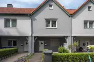 Käufer-Provisionsfrei: Reihenmittelhaus mit Garten und Garage – Hamm – Vorschaubild 2