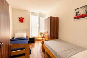 Investorenchance mit 13,5% Rendite Burghausen: Mehrfamilienhaus mit 15 Apartments + 5 WE Potenzial – Die vollständige Adresse der Immobilie erhältst du vom Anbieter., 84489 Burghausen – Vorschaubild 5