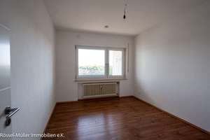 Einziehen und Wohlfühlen: Frisch renovierte 3-Zimmer-Oase.Für Sie frisch renoviert 3 Zimmer Wohnung – In Holzhausen 4, 51381 Lützenkirchen, Leverkusen – Vorschaubild 6