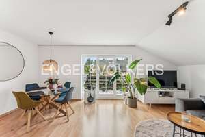 Charmante 2,5-Zimmer-Dachgeschosswohnung in begehrter Lage von Neu-Müngersdorf
