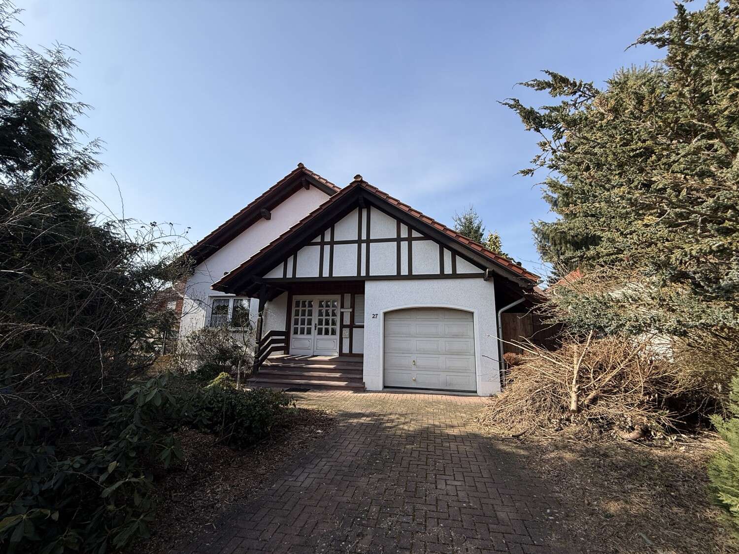 Schönes Einfamilienhaus mit ca. 146 m² Wohnfläche, Garten und Garage in ruhiger Lage von Bad Sachsa, Osterode am Harz Kreis – Bild 3