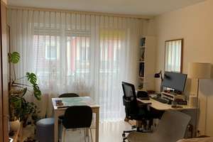Exklusive, neuwertige 1-Zimmer-Wohnung mit Balkon und EBK in Erlangen – Tennenloher Str. 32 b, 91058 Bachfeld, Erlangen – Vorschaubild 1