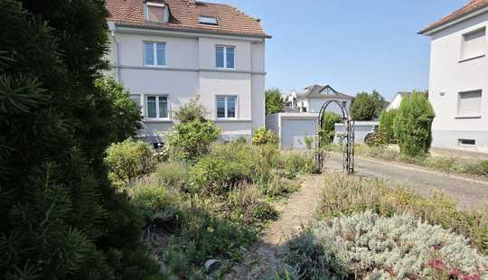 Bild von Bingen-Büdesheim - Gepflegtes Zweifamilienhaus in zentraler Lage!