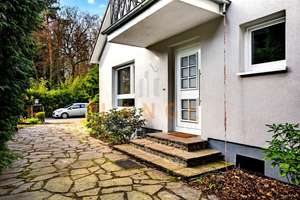 :::JUWEL AM KOTTENFORST IN SCHWEINHEIM:::ABSOLUT RUHIG UND UNEINSEHBAR:::EIN TRAUM FÜR DIE FAMILIE:: – Belderbuschstraße 20, 53177 Schweinheim, Bonn – Vorschaubild 3