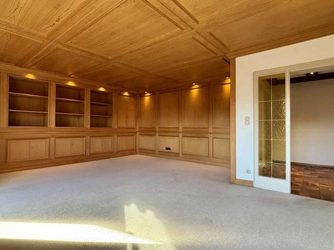 Immobilie in Murnau am Staffelsee - Murnau: 3-Zimmer-Dachgeschosswohnung im Landhausstil mit Balkon - Bild 0