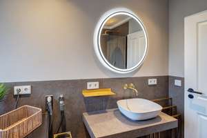 Property thumbnail 8