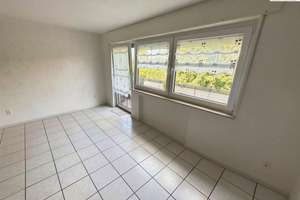 Schöne 2,5-Zimmer-Wohnung – Gartennutzung, großem Balkon & ruhige Wohnlage. – Gartenstraße 9, 47239 Rumeln-Kaldenhausen, Duisburg – Vorschaubild 2