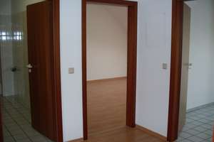 Attraktive Eigentumswohnung mit Balkon und  zwei Garagen als Kapitalanlage – 45473 Altstadt II, Mülheim an der Ruhr – Vorschaubild 2