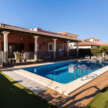 **Luxusvilla zum Verkauf auf Europas exklusivem Wüstengolfplatz**