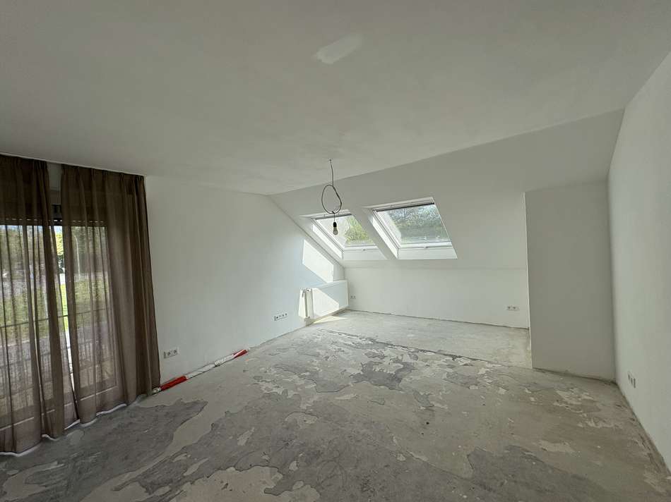 Kinderzimmer m. Balkon