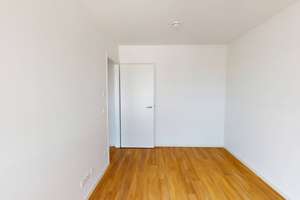Modernität und Komfort: 4-Zimmer-Neubauwohnung mit EBK und großer Dachterrasse – Paula-Straub-Str. 16, 78048 Villingen, Villingen-Schwenningen – Vorschaubild 6