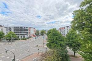 Bezugsfrei: helle 2-Zimmer-Wohnung mit großem Südbalkon, Aufzug & Tiefgaragenplatz und UKE-Nähe – Die vollständige Adresse der Immobilie erhältst du vom Anbieter., 22529 Lokstedt, Hamburg – Vorschaubild 4